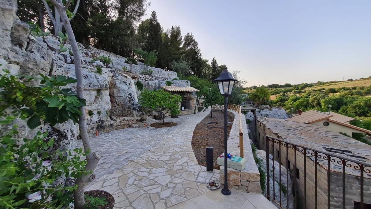 Casa Vacanze Le Agavi Modica Ngoại thất bức ảnh